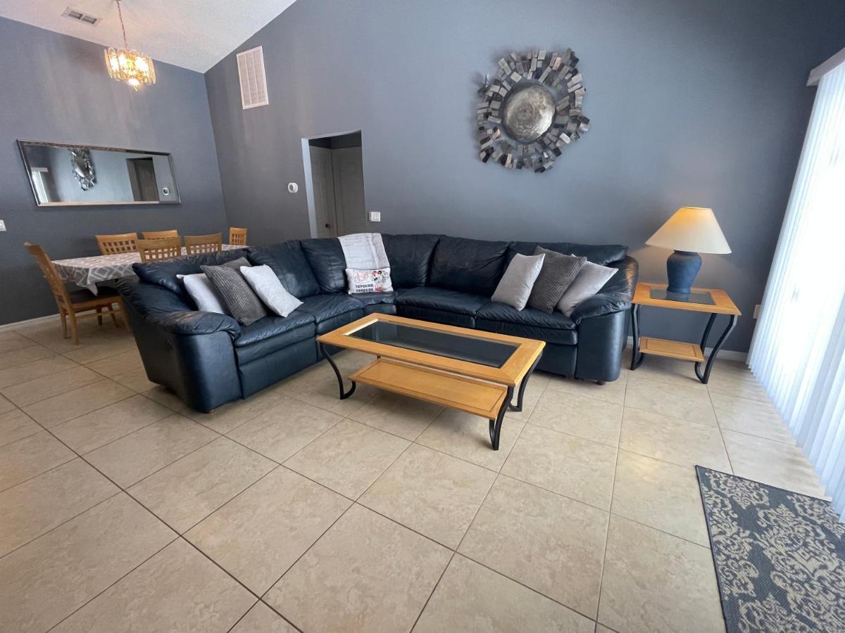 3 Bedroom Villa With Poolside Cinema And Games Room Close To Theme Parks Sleeps 6 Plus 2 Orlando Bagian luar foto